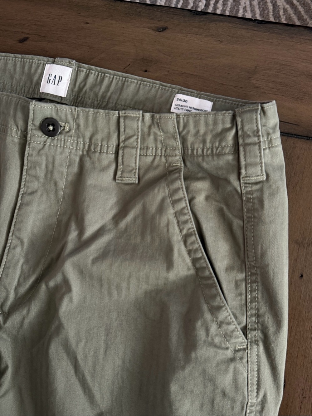 GAP Men's Olive Straight Chinos 663